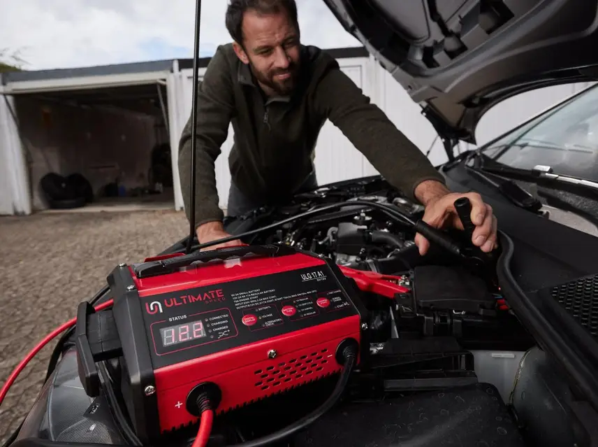Weiand dual-plane intake on engine